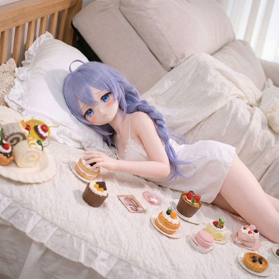 Runa — Anime · Cute AI companion