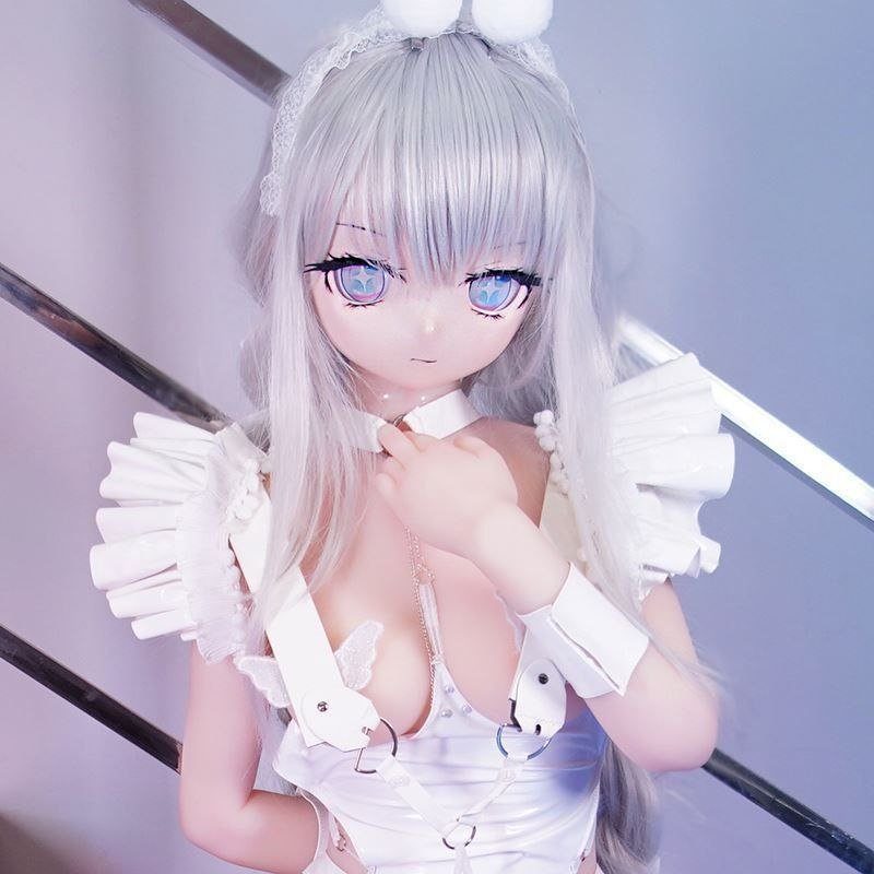 Kanna — Anime · Elegant AI companion